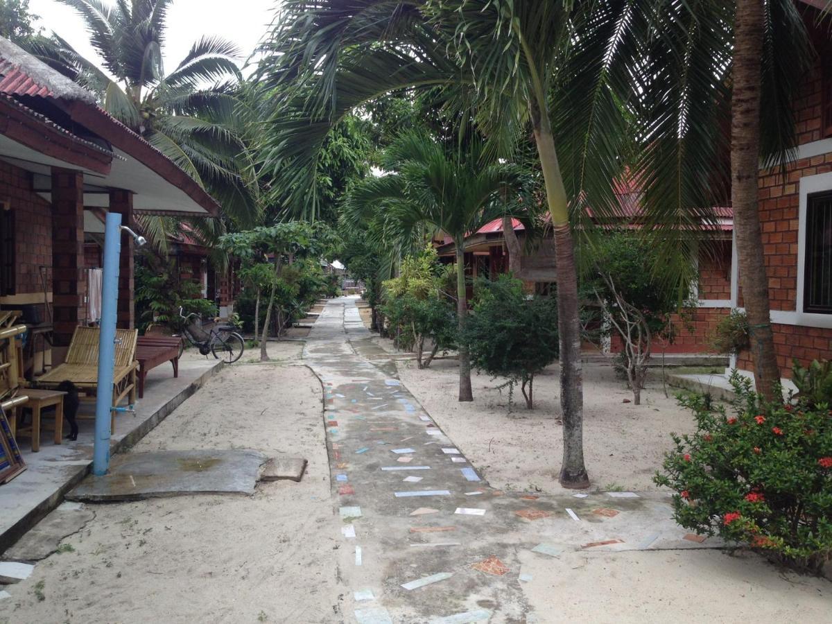 Sawai Home Resort Nathon 외부 사진
