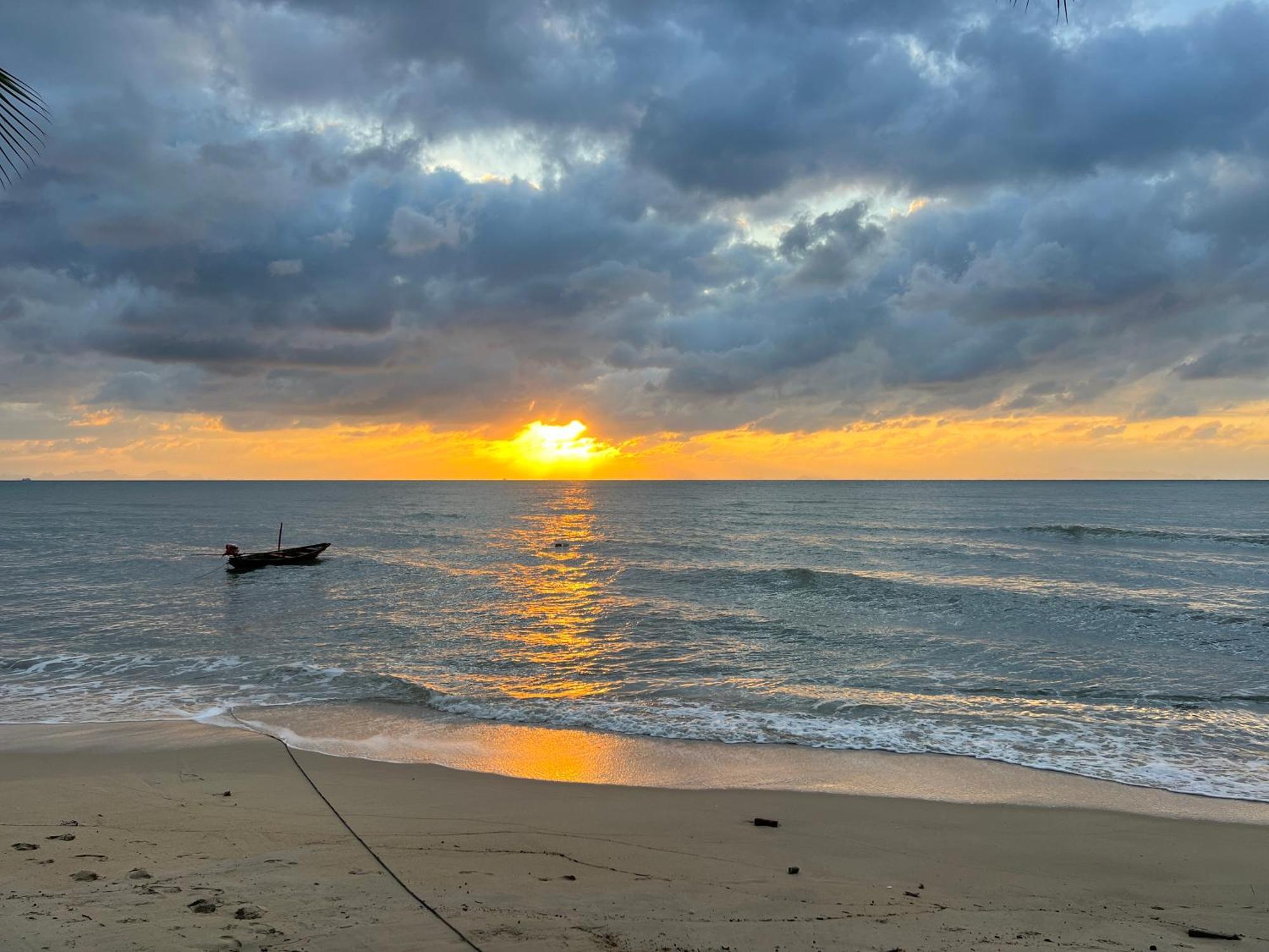 Sawai Home Resort Nathon 외부 사진